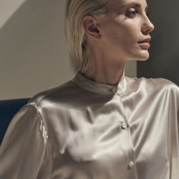 FRETTE MODEL ONLY FOR PYJAMAS EXAMPLE PURPOSES COURTESY OF FRETTE - Picture 4 of 11